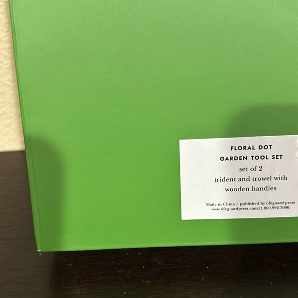Kate Spade New Floral Dot garden tool set - Picture 4 of 4